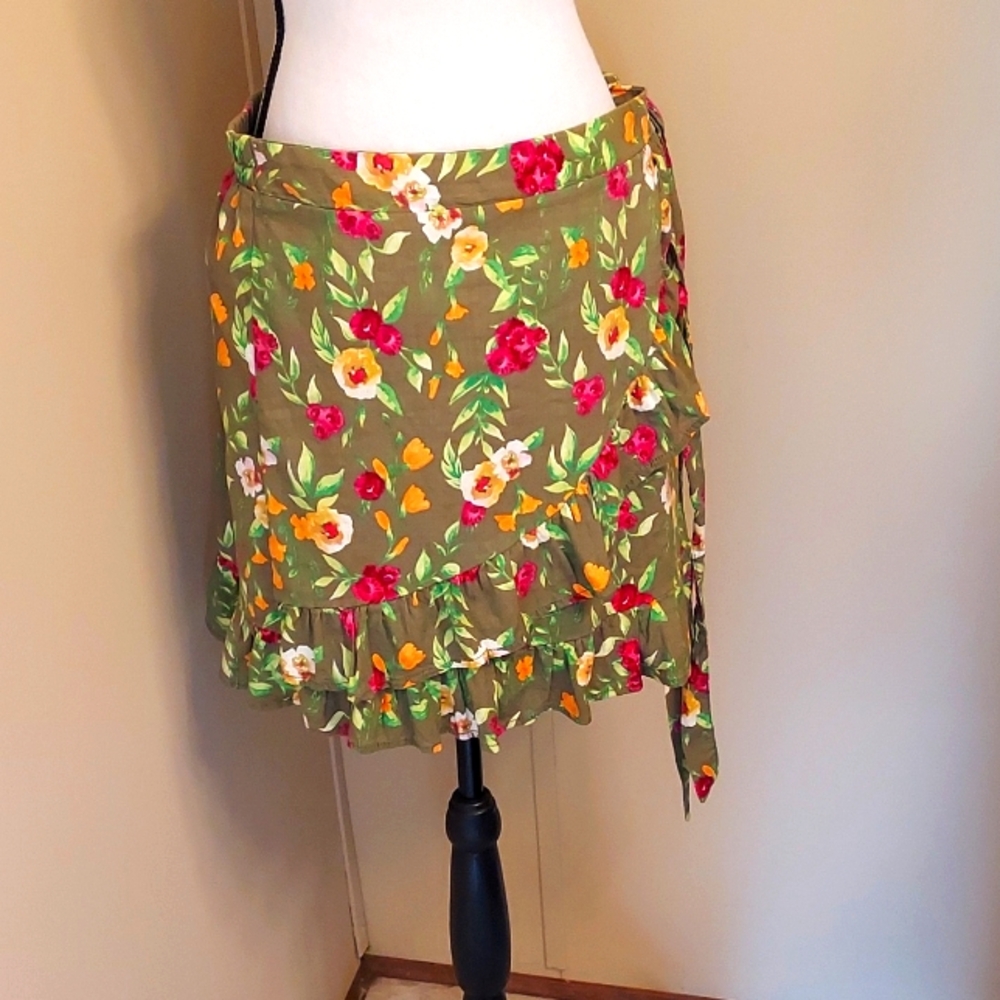 Cato Floral Skorts - Green and Pink